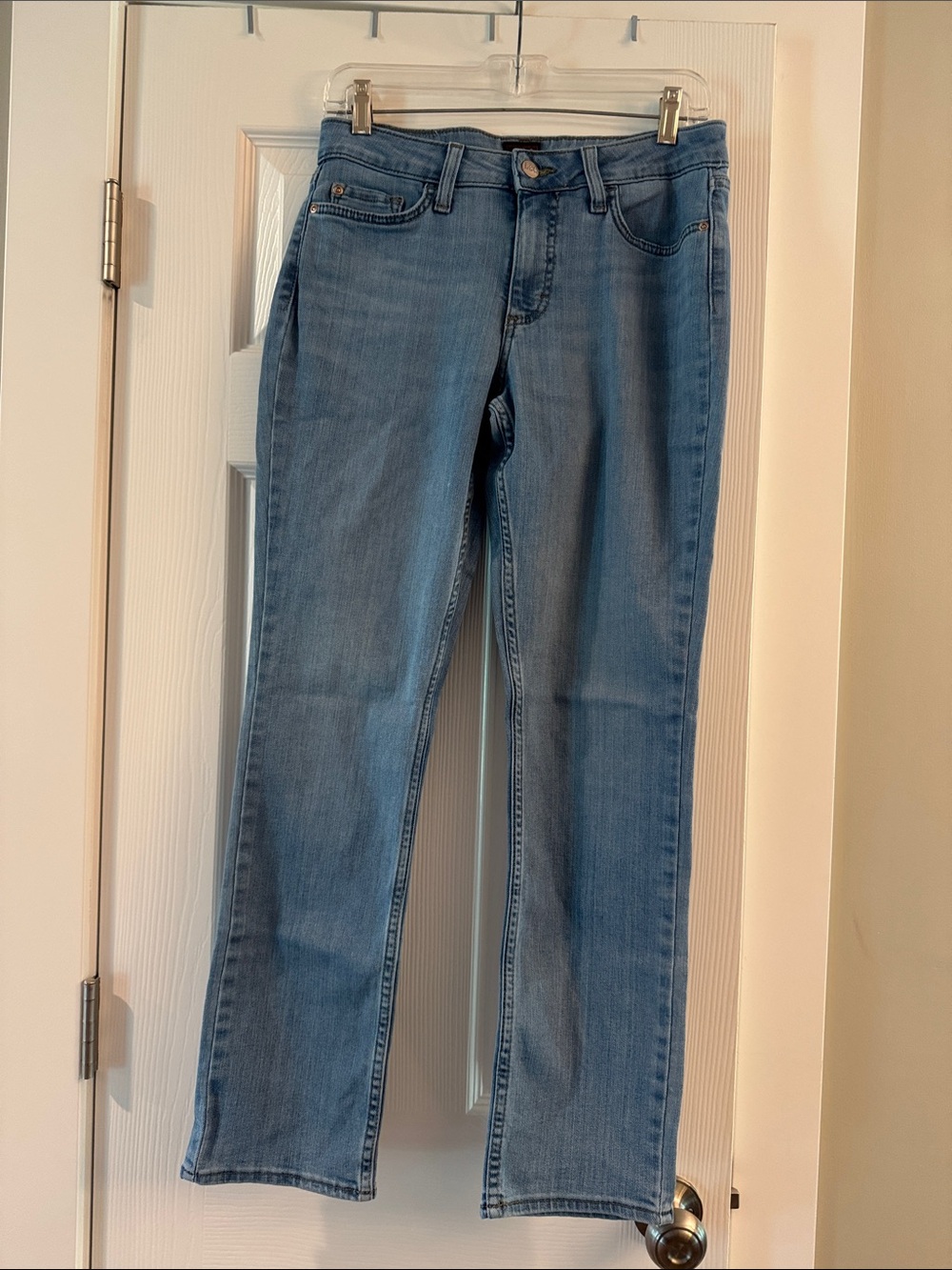 Lee Women's Light Wash Straight Leg Jeans